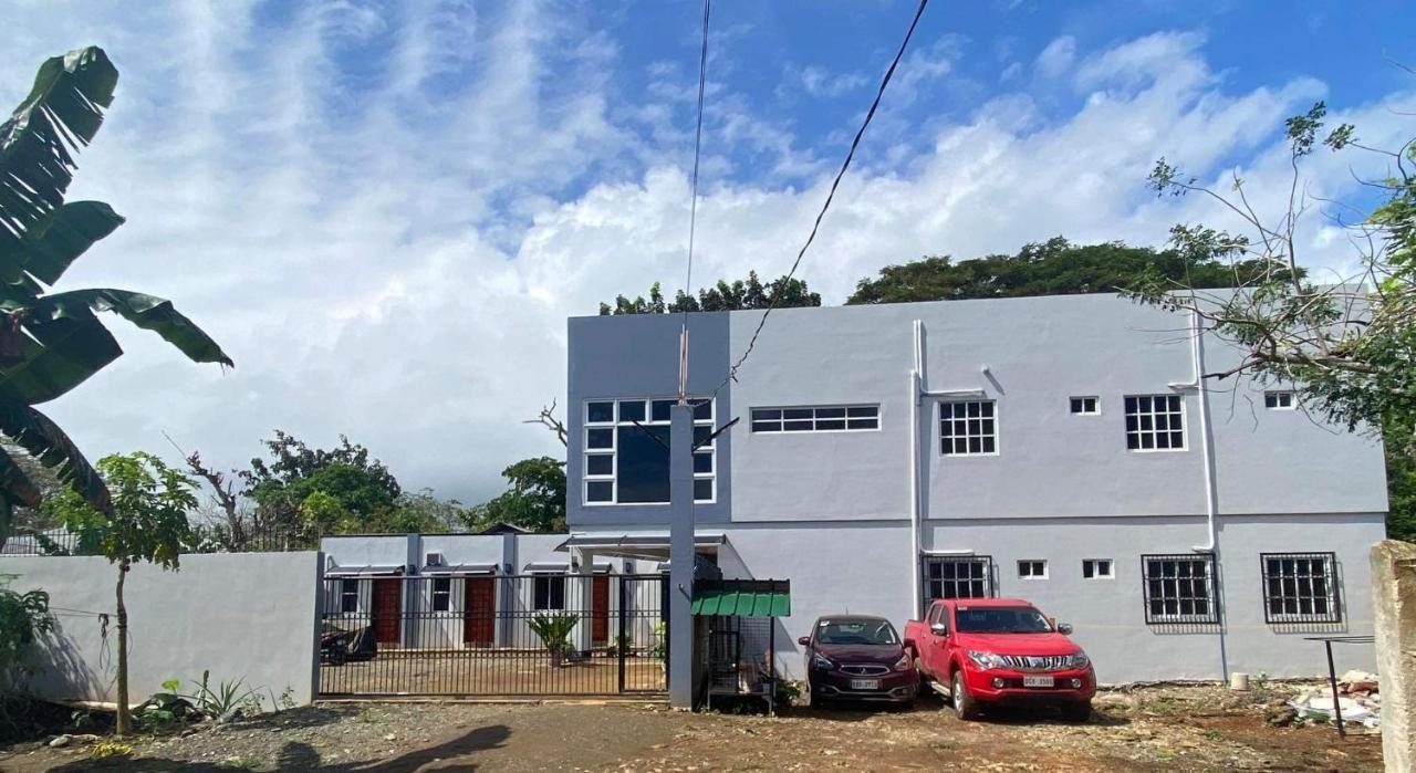 Mongki'S Pensionhouse Puerto Princesa Kültér fotó